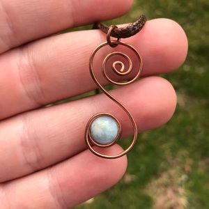 Aquamarine swirl necklace